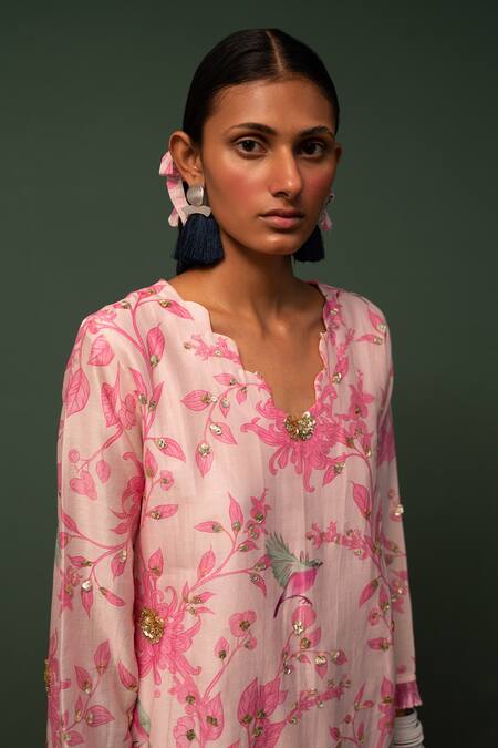 Shop_Chrkha_Pink Kurta Chanderi Silk And Pant Cotton Sequin & Floral Print Scallop & Set _Online_at_Aza_Fashions