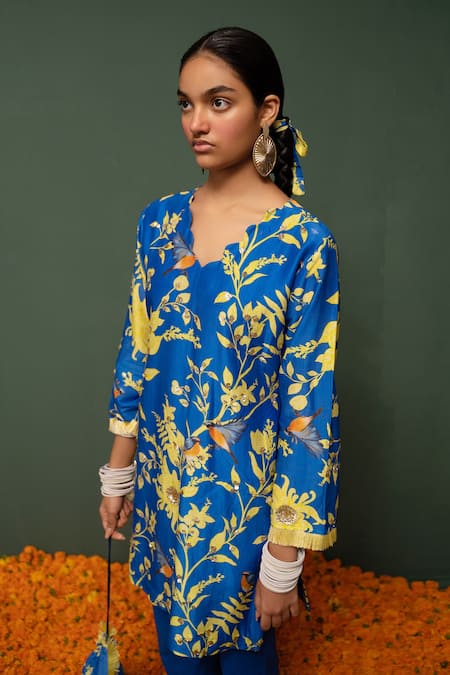 Buy Chrkha Blue Kurta Chanderi Silk And Pant Cotton Sequin & Floral Print Scallop & Set Online at Aza Fashions Buy_Chrkha_Blue Kurta Chanderi Silk And Pant Cotton Sequin & Floral Print Scallop & Set _Online_at_Aza_Fashions