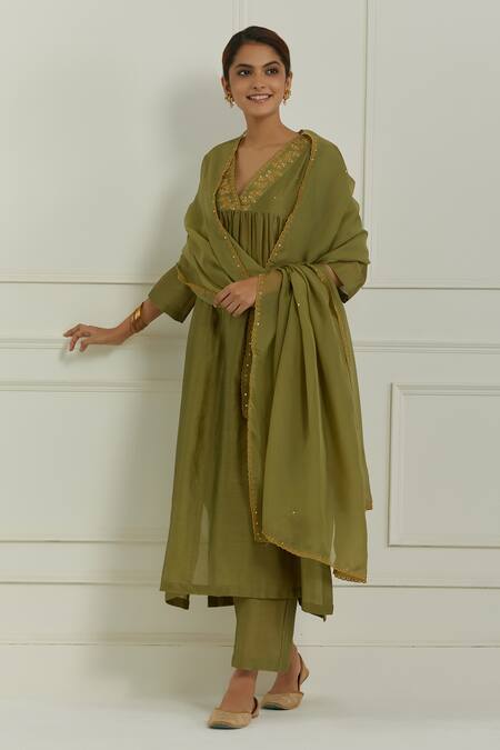 Shop_Ikshita Choudhary_Green Chanderi Pant_Online_at_Aza_Fashions