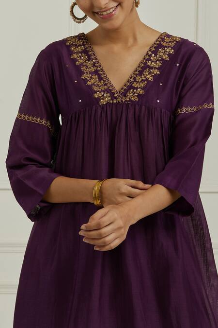 Ikshita Choudhary Purple Anarkali And Pant Chanderi Embroidered Floral V Neck Set at Aza Fashions Ikshita Choudhary_Purple Anarkali And Pant Chanderi Embroidered Floral V Neck Set_at_Aza_Fashions