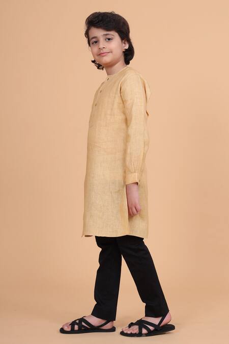 Raghavendra Rathore Blue_Beige Cotton, Linen Embroidery Kurta _Online_at_Aza_Fashions