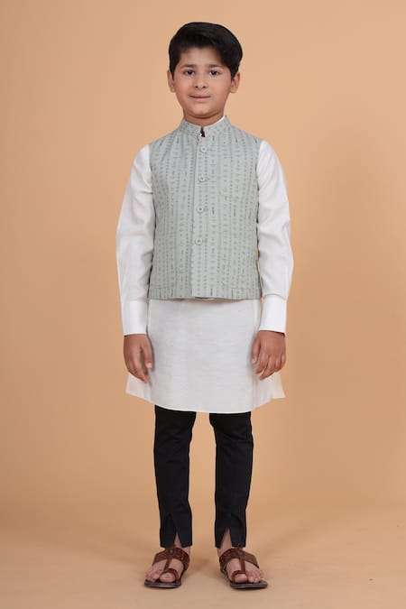 Shop_Raghavendra Rathore Blue_White Cotton Asymmetric Layered Kurta _at_Aza_Fashions