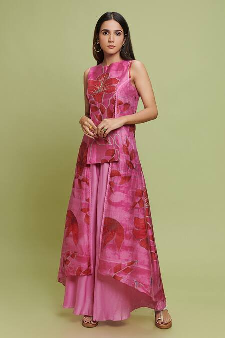 Buy Vedika M Magenta Cotton Chanderi Floral Round Printed Kurta And Palazzo Set at Aza Fashions Buy_Vedika M_Magenta Cotton Chanderi Floral Round Printed Kurta And Palazzo Set_at_Aza_Fashions