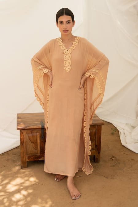 Avaasya Jaipur Floral Embroidered Kaftan 