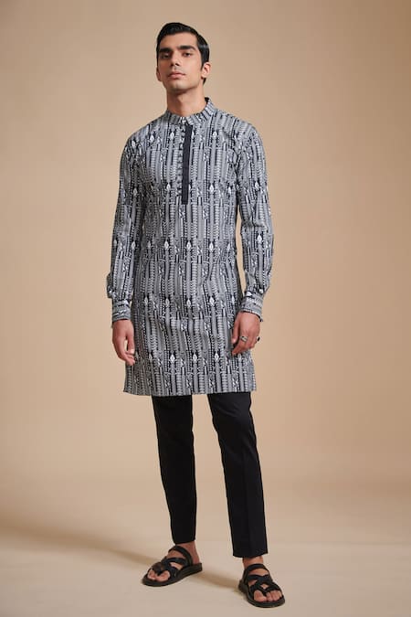 Raghavendra Rathore Blue Black Cotton Printed Linear Kurta Set 