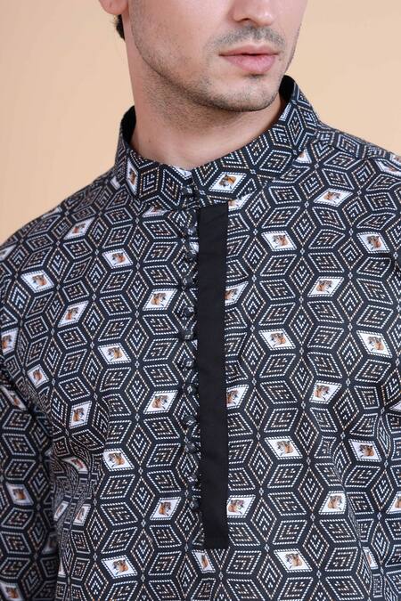 Shop_Raghavendra Rathore Blue_Black Cotton Geometric Print Kurta _Online_at_Aza_Fashions