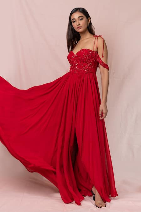Pinup By Astha_Red Tulle, Georgette Floral, Sequin Sweetheart Neck Off Shoulder Pleated Gown _Online_at_Aza_Fashions