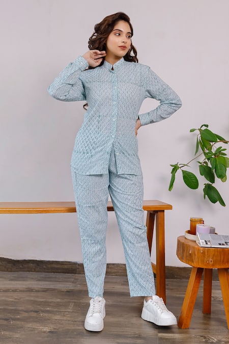 Pheeta Blue Cotton Printed Floral Motifs Mandarin Collar Shirt And Pant Set 