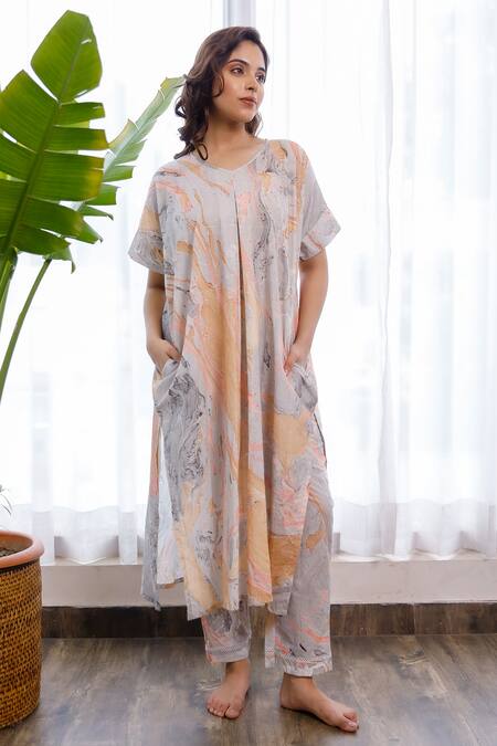 Pheeta_Grey Cotton Marble Print V Neck Tunic And Pant Set_Online_at_Aza_Fashions