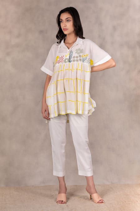 Shop Arcvsh By Pallavi Singh Ivory Cotton Silk Checkered, Floral Collared Neck Print Top Online at Aza Fashions Shop_Arcvsh By Pallavi Singh_Ivory Cotton Silk Checkered, Floral Collared Neck Print Top_Online_at_Aza_Fashions