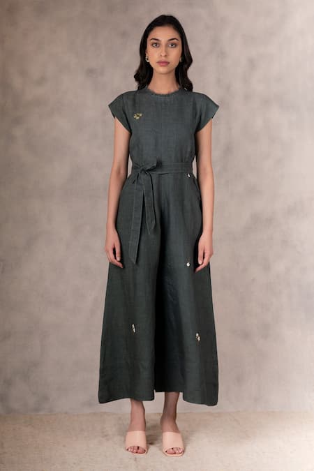 Arcvsh By Pallavi Singh_Green 100% Linen Floral Round Placement Embroidered Jumpsuit _Online_at_Aza_Fashions