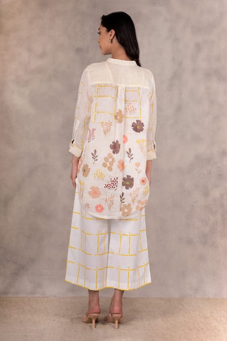 Shop Arcvsh By Pallavi Singh Ivory 100% Linen Floral, Geometric Mandarin Collar Embroidered Tunic And Pant Set at Aza Fashions Shop_Arcvsh By Pallavi Singh_Ivory 100% Linen Floral, Geometric Mandarin Collar Embroidered Tunic And Pant Set _at_Aza_Fashions