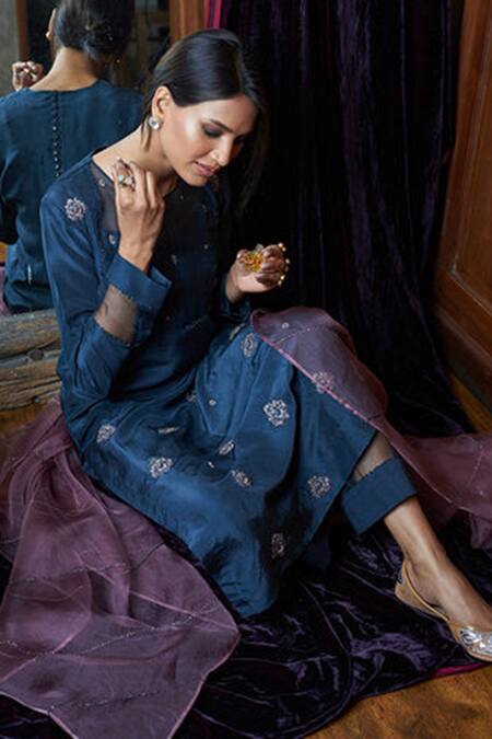 Rhua_Blue Dupatta Organza, Kurta Pure , Pant Cotton Embroidered Set _Online_at_Aza_Fashions