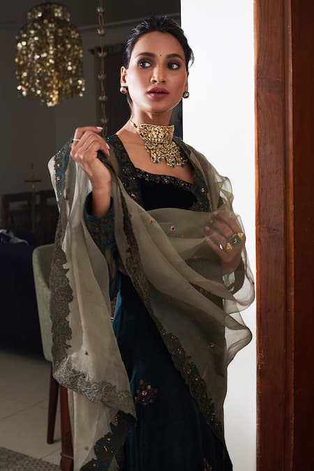 Rhua_Green Dupatta Organza, Inner Velvet, Kurta, Pant Cotton Silk Embroidered Set _Online_at_Aza_Fashions