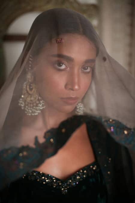 Shop_Rhua_Green Dupatta Organza, Inner Velvet, Kurta, Pant Cotton Silk Embroidered Set _Online_at_Aza_Fashions