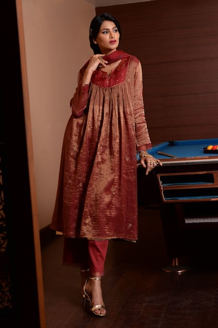 Rhua India Maroon Kurta Tissue Chanderi Embroidery Zardozi Notched Set  