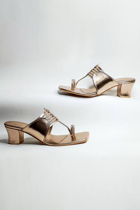 Buy The Alter Pink Bows Kolhapuri Block Heels Online at Aza Fashions Buy_The Alter_Pink Bows Kolhapuri Block Heels _Online_at_Aza_Fashions