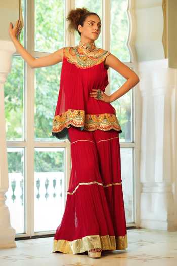 Pallavi Jaipur_Red Wrinkle Crepe Lining Shantoon Gota Patti Embroidered Tunic And Sharara Set _Online_at_Aza_Fashions