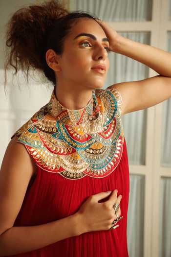 Pallavi Jaipur_Red Wrinkle Crepe Lining Shantoon Gota Patti Embroidered Tunic And Sharara Set _at_Aza_Fashions