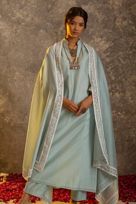 Buy_Glittire By Sakshi Verma_Blue Silk Chanderi Embroidered Dori Work Puffed Sleeved Kurta Pant Set _Online_at_Aza_Fashions