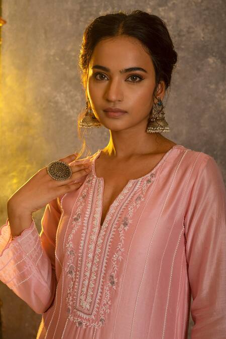 Buy_Glittire By Sakshi Verma_Pink Silk Chanderi Embroidered Pearl And Resham Work Kurta Palazzo Set _Online_at_Aza_Fashions