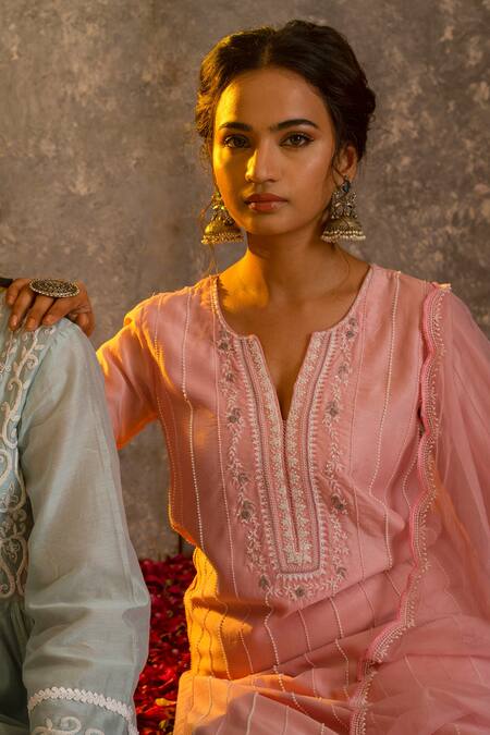 Glittire By Sakshi Verma_Pink Silk Chanderi Embroidered Pearl And Resham Work Kurta Palazzo Set _at_Aza_Fashions