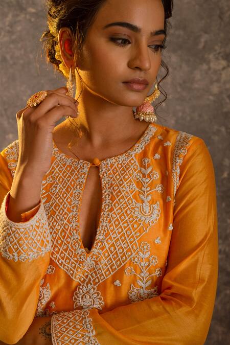 Glittire By Sakshi Verma_Yellow Silk Chanderi Embroidered Dori Kurta Palazzo Set _at_Aza_Fashions
