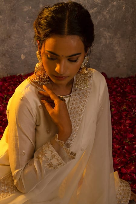 Glittire By Sakshi Verma_White Organza, Chanderi Zari And Sequin Embroidered Kurta Palazzo Set_Online_at_Aza_Fashions