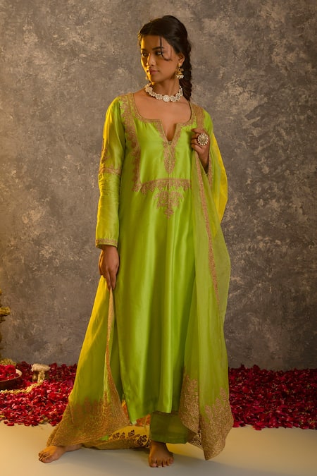 Glittire by Sakshi Verma Green Silk Chanderi Embroidered Zari Dori Work Kurta Palazzo Set  