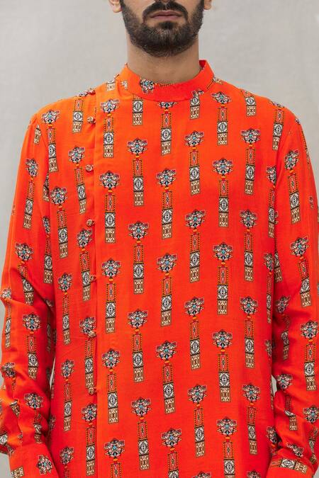 Ankur J Maroon Cotton Satin Geometric Print Kurta Set at Aza Fashions Ankur J_Maroon Cotton Satin Geometric Print Kurta Set _at_Aza_Fashions