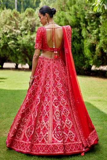 Buy_Shyam Narayan Prasad_Red Silk Brocade And Net Thread & Applique Scoop Neck Bridal Lehenga Set _Online_at_Aza_Fashions