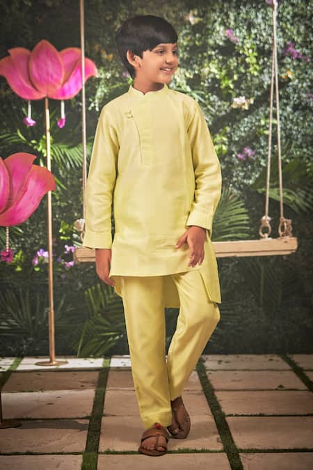 Little Luxury_Off White Silk, Chanderi Embroidery Bundi And Kurta Set _Online_at_Aza_Fashions