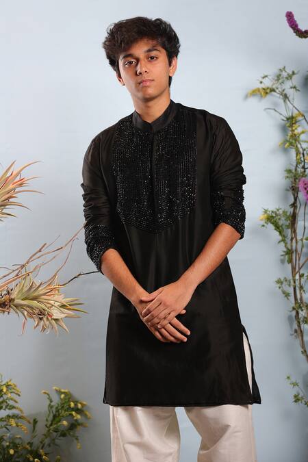 Buy_Julie By Julie Shah_Black Chanderi Sequin Embroidered Kurta_Online_at_Aza_Fashions