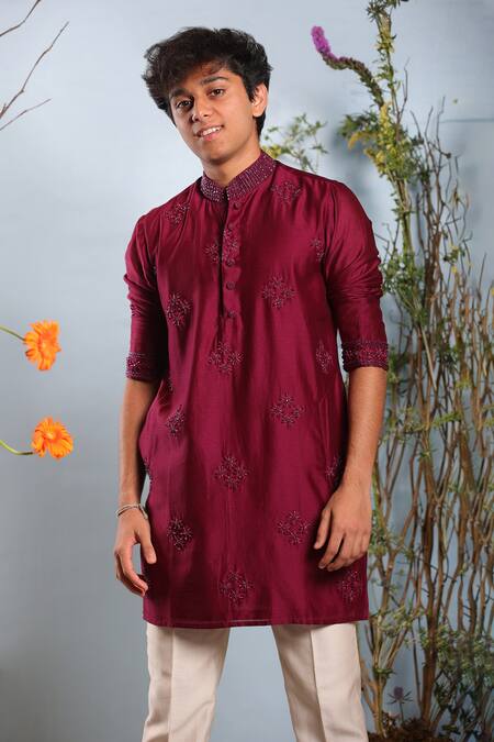 Julie By Julie Shah_Wine Chanderi Floral Embroidered Kurta_Online_at_Aza_Fashions