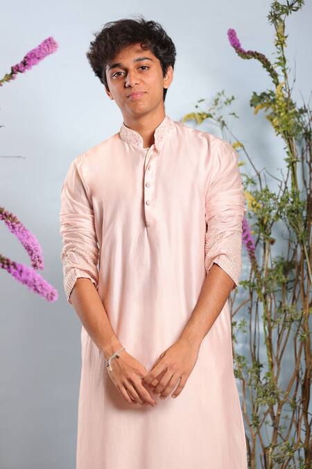 Julie By Julie Shah_Pink Chanderi Embroidery Floral Kurta _Online_at_Aza_Fashions