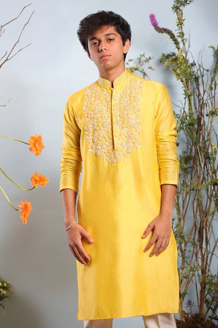 Julie By Julie Shah_Yellow Chanderi Cutdana, Floral, Resham Embroidered Kurta_Online_at_Aza_Fashions