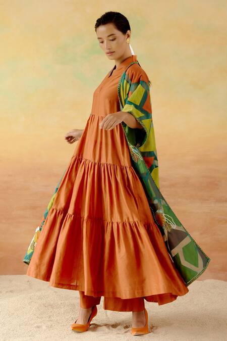 Buy_Shweta Aggarwal_Orange Organza, Chanderi, Cotton Satin Tiered Set With Color Block Cape _Online_at_Aza_Fashions