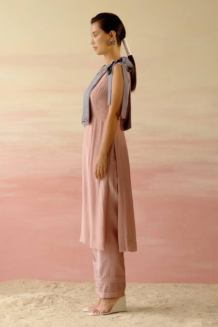 Shop Shweta Aggarwal Beige Chanderi, Crepe, Cotton Satin Geometric Motifs Cape Round Tunic Set With Online at Aza Fashions Shop_Shweta Aggarwal_Beige Chanderi, Crepe, Cotton Satin Geometric Motifs Cape Round Tunic Set With _Online_at_Aza_Fashions