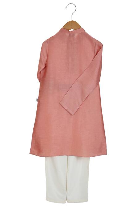 Shop MI Dulce AN'YA Pink Cotton, Chanderi, Silk Mirrors Embroidered Kurta Set at Aza Fashions Shop_MI Dulce AN'YA_Pink Cotton, Chanderi, Silk Mirrors Embroidered Kurta Set _at_Aza_Fashions