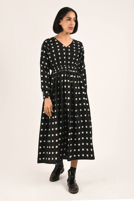 Shop_Indigo Dreams_Black Cotton Coorg V Neck Dress_Online_at_Aza_Fashions