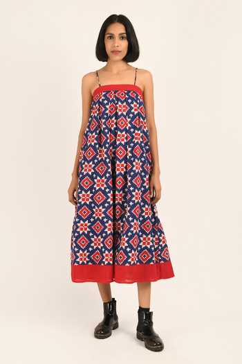 Buy_Indigo Dreams_Red Handwoven Telia Rumal Mahabaleshwar Geometric Woven Dress_Online_at_Aza_Fashions