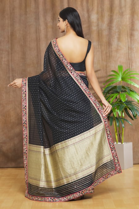 Shimai Jayachandra Starry Night Embroidered Saree 