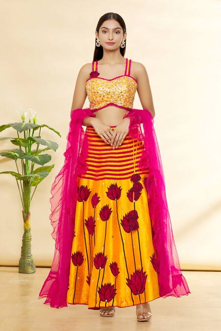Buy_Rohini Bedi_Orange Silk, Rawsilk Machine And Hand Sweetheart Neck Embroidered Lehenga Set _Online_at_Aza_Fashions