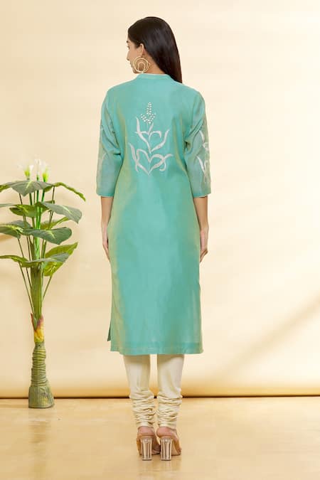Rohini Bedi Embroidered Kurta Set 