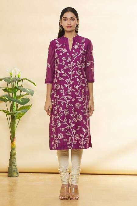 Buy Rohini Bedi Purple Chanderi Applique And Hand Work Notched Embroidered Kurta Set Online at Aza Fashions Buy_Rohini Bedi_Purple Chanderi Applique And Hand Work Notched Embroidered Kurta Set _Online_at_Aza_Fashions