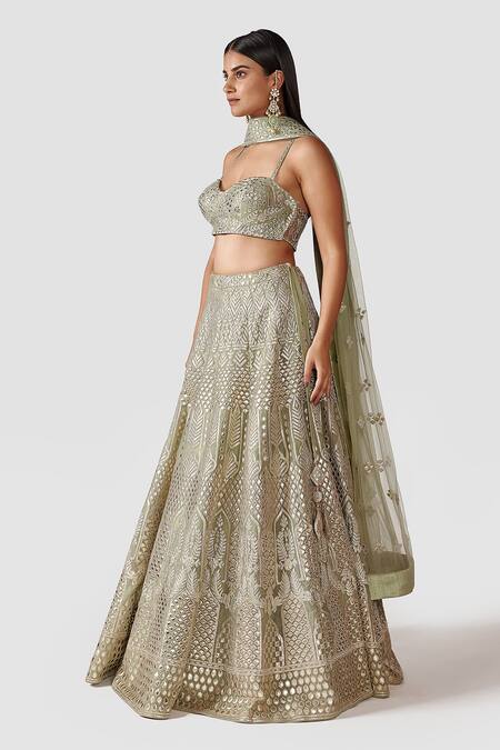 Swati Narula Green Dupatta Net, Lehenga And Blouse Organza Leather Azar Bridal Set Online at Aza Fashions Swati Narula_Green Dupatta Net, Lehenga And Blouse Organza Leather Azar Bridal Set _Online_at_Aza_Fashions