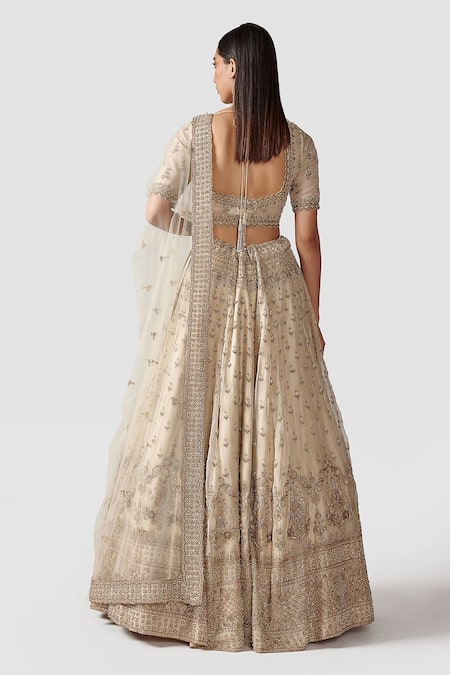 Shop Swati Narula Ivory Dupatta Net, Lehenga And Blouse Organza Dua Hand Embroidered Bridal Set at Aza Fashions Shop_Swati Narula_Ivory Dupatta Net, Lehenga And Blouse Organza Dua Hand Embroidered Bridal Set _at_Aza_Fashions