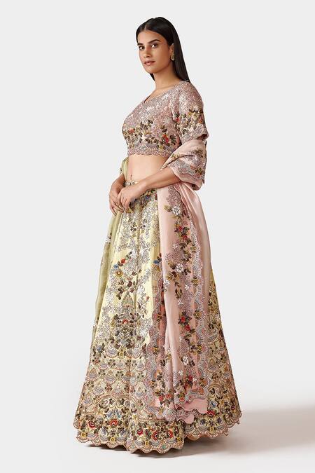 Swati Narula Green Dupatta Net, Lehenga And Blouse Raw Silk Gulnar Embroidered Bridal Set Online at Aza Fashions Swati Narula_Green Dupatta Net, Lehenga And Blouse Raw Silk Gulnar Embroidered Bridal Set _Online_at_Aza_Fashions