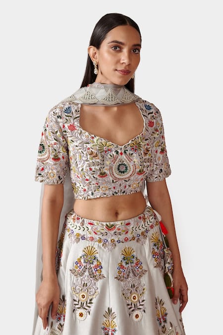 Buy Swati Narula Grey Dupatta Organza, Lehenga And Blouse Raw Nafia Embroidered Bridal Set Online at Aza Fashions Buy_Swati Narula_Grey Dupatta Organza, Lehenga And Blouse Raw Nafia Embroidered Bridal Set _Online_at_Aza_Fashions