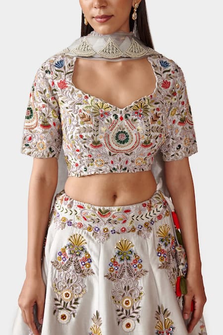 Shop Swati Narula Grey Dupatta Organza, Lehenga And Blouse Raw Nafia Embroidered Bridal Set Online at Aza Fashions Shop_Swati Narula_Grey Dupatta Organza, Lehenga And Blouse Raw Nafia Embroidered Bridal Set _Online_at_Aza_Fashions